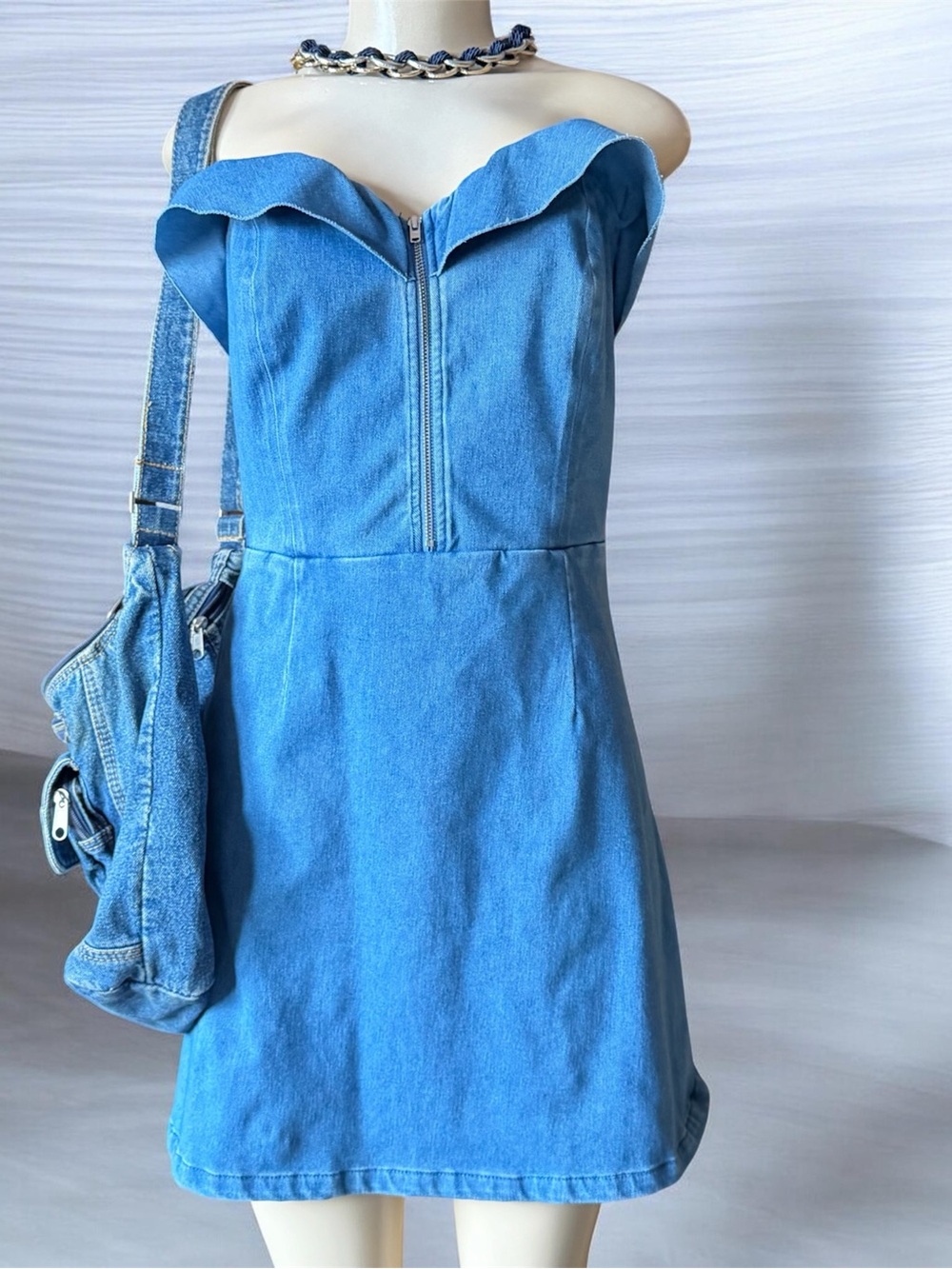Stretch Denim Mini Dress with Front Zip strapless size large Katseye touch inspo